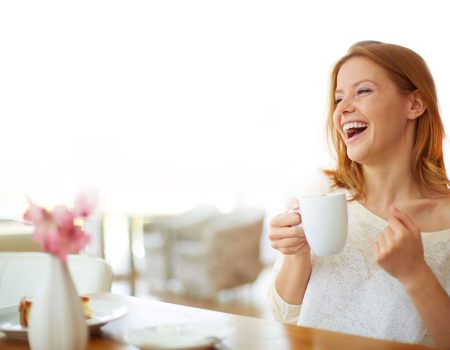 woman laughing ven 1
